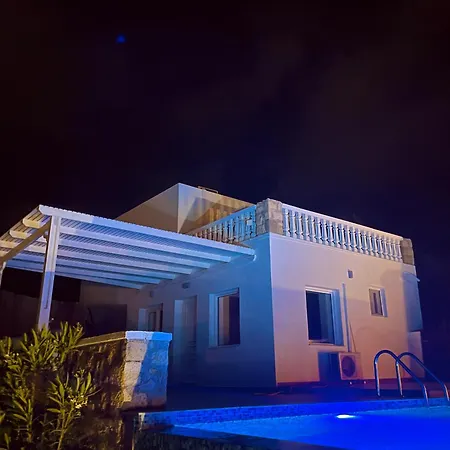 Villa Eleon Luxury